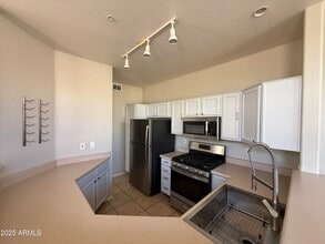 9065 E Gary Rd in Scottsdale, AZ - Building Photo - Building Photo