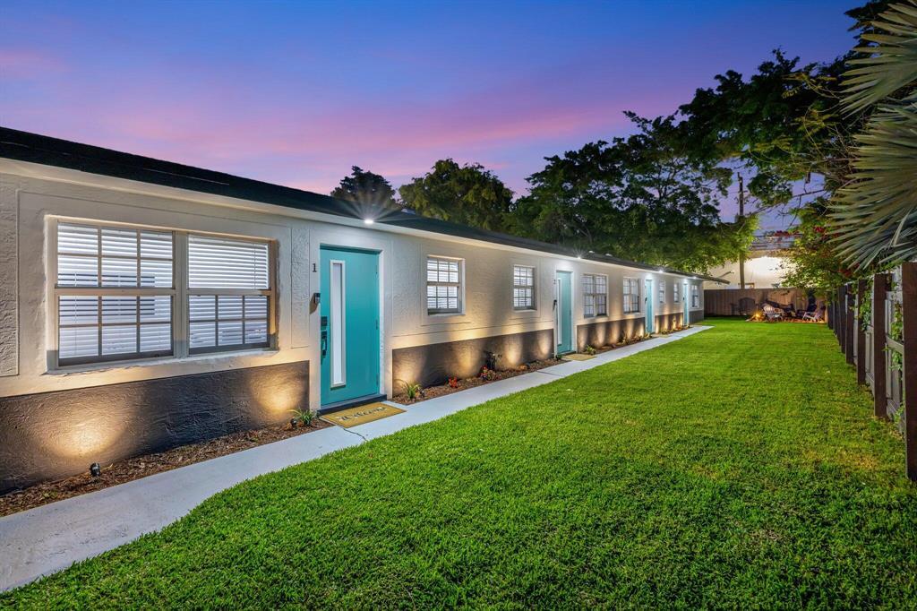 934 NW 4th Ave, Unit 1-4 in Fort Lauderdale, FL - Foto de edificio