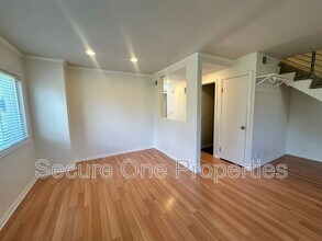 248 Green Heath Pl in Thousand Oaks, CA - Building Photo - Building Photo