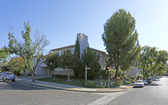 141 Towne Ter Apartments