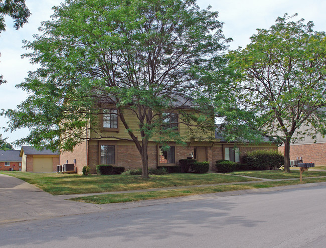 1260 Donson Dr in Dayton, OH - Building Photo - Building Photo