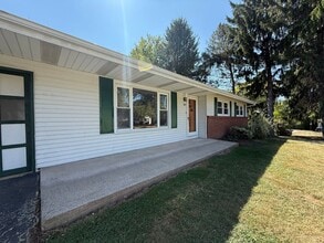 225 Bottorf Dr in State College, PA - Building Photo - Building Photo