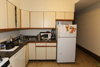 1358 W Barry Ave in Chicago, IL - Building Photo - Building Photo