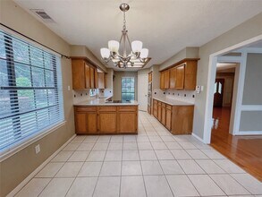 3015 W Steepbank Cir in Sugar Land, TX - Foto de edificio - Building Photo