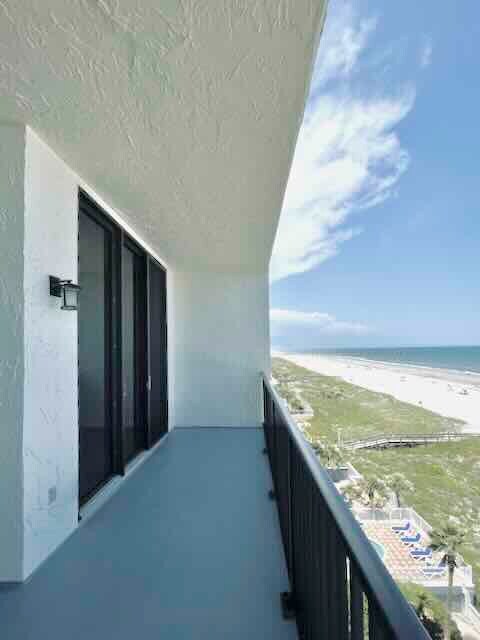 275 1st St S in Jacksonville Beach, FL - Building Photo