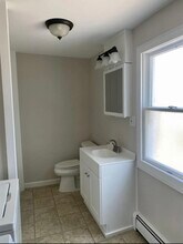 14 Springfield Ct in Rochester, NH - Building Photo - Building Photo