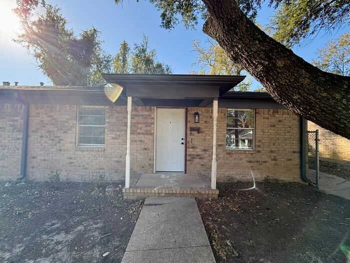 719 S Porter Ave in Tyler, TX - Foto de edificio