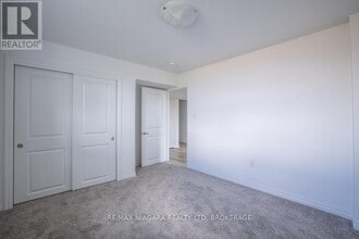 158 Hillcrest Rd in Port Colborne, ON - Building Photo - Building Photo