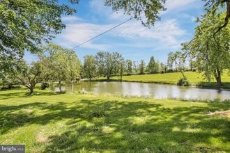 233 Hetrick Rd in Bernville, PA - Foto de edificio - Building Photo