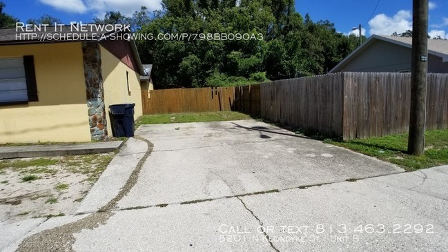 8201 N Klondyke St-Unit -Unit B in Tampa, FL - Foto de edificio - Building Photo