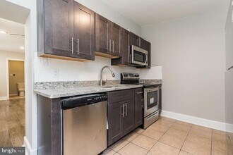1202 N 7th St in Philadelphia, PA - Building Photo - Building Photo