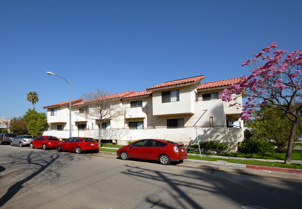 405 S Lincoln Ave in Glendale, CA - Building Photo