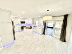 1545 Indiana Ave in Palm Harbor, FL - Building Photo - Building Photo