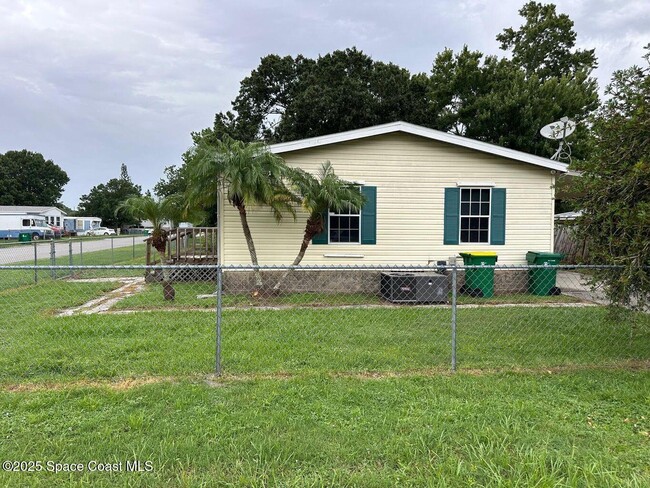 4715 Lake Michigan Ave in Cocoa, FL - Building Photo - Building Photo