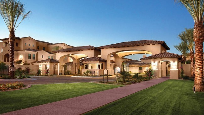 San Travesia in Scottsdale, AZ - Foto de edificio - Building Photo