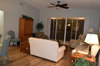 90 San Juan Dr, Unit B204 in Palm Coast, FL - Foto de edificio - Building Photo