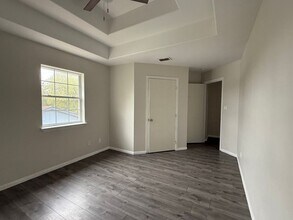 421 Richmond Dr in Pharr, TX - Building Photo - Building Photo