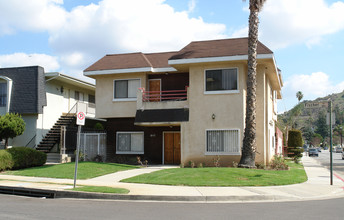 842 Fischer St in Glendale, CA - Building Photo - Building Photo