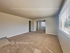 13610 8th Ave SW in Burien, WA - Building Photo - Building Photo