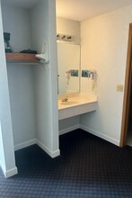 1 Proactive Dr, Unit 201 in New Florence, MO - Building Photo - Building Photo