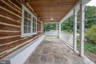 875 Old State Rd in Berwyn, PA - Building Photo - Building Photo