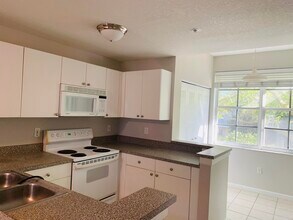 1139 Town Center Dr-Unit -20 in Jupiter, FL - Building Photo - Building Photo