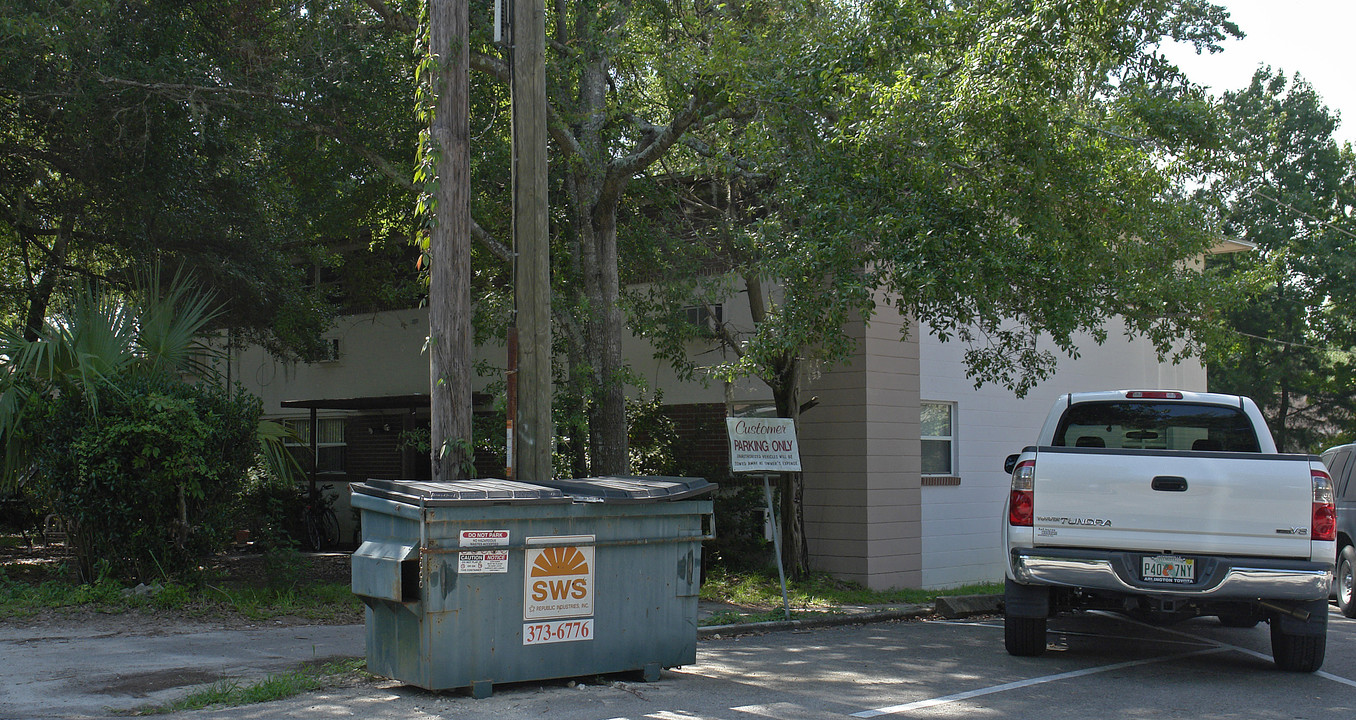 1239 NW 9th Ave in Gainesville, FL - Building Photo