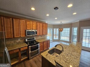 31 Ridgeview Dr in Newnan, GA - Building Photo - Building Photo