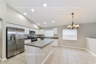 16320 Bridgeglade Ln in Fish Hawk, FL - Building Photo - Building Photo