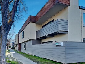 2522 T St, Unit 1 in Sacramento, CA - Building Photo