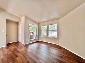 7111 E Hwy 290 in Austin, TX - Building Photo - Building Photo