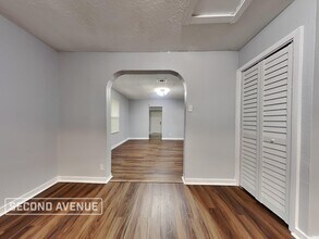 5721 Teeler Ave in Jacksonville, FL - Building Photo - Building Photo