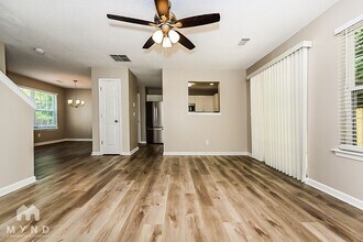 1666 Hallmark Hills Dr in Griffin, GA - Foto de edificio - Building Photo