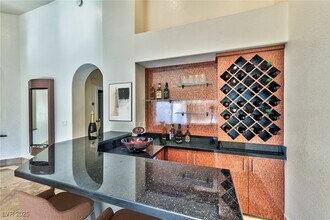 8129 Pacific Cove Dr in Las Vegas, NV - Building Photo - Building Photo