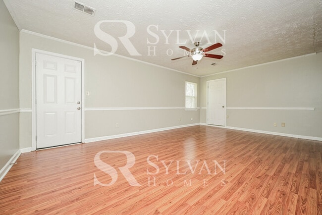 6142 Katherine Rd in Rex, GA - Building Photo - Building Photo