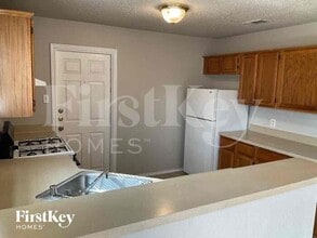 10256 Budtime Ln in Dallas, TX - Building Photo - Building Photo