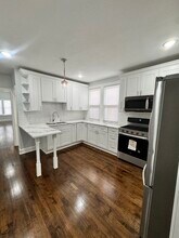 2950 N Lowell Ave in Chicago, IL - Foto de edificio - Building Photo