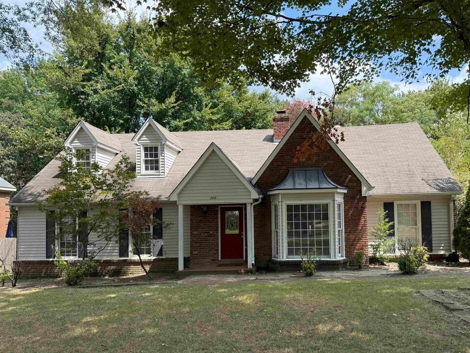 3048 Sandy Creek Dr in Germantown, TN - Building Photo