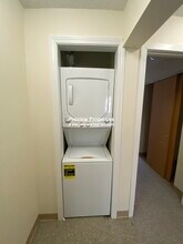 152 North Beacon St, Unit B1 in Boston, MA - Building Photo - Building Photo