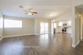 2314 Hollow Oak Ave in North Las Vegas, NV - Building Photo - Building Photo