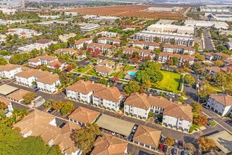 Tierra Vista in Oxnard, CA - Foto de edificio - Building Photo