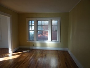 3507 S Salina St in Syracuse, NY - Building Photo - Interior Photo