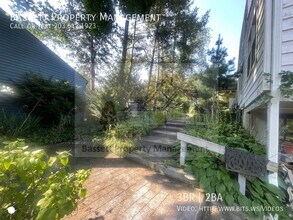 130 Huntington St in Shelton, CT - Building Photo - Building Photo