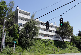 Chateau Thierry in Seattle, WA - Building Photo - Building Photo