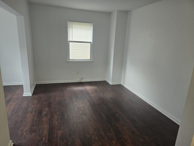 198 Teaneck Rd, Unit 1st Floor in Ridgefield Park, NJ - Building Photo - Building Photo