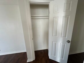 8114 S Hoover St in Los Angeles, CA - Building Photo - Building Photo