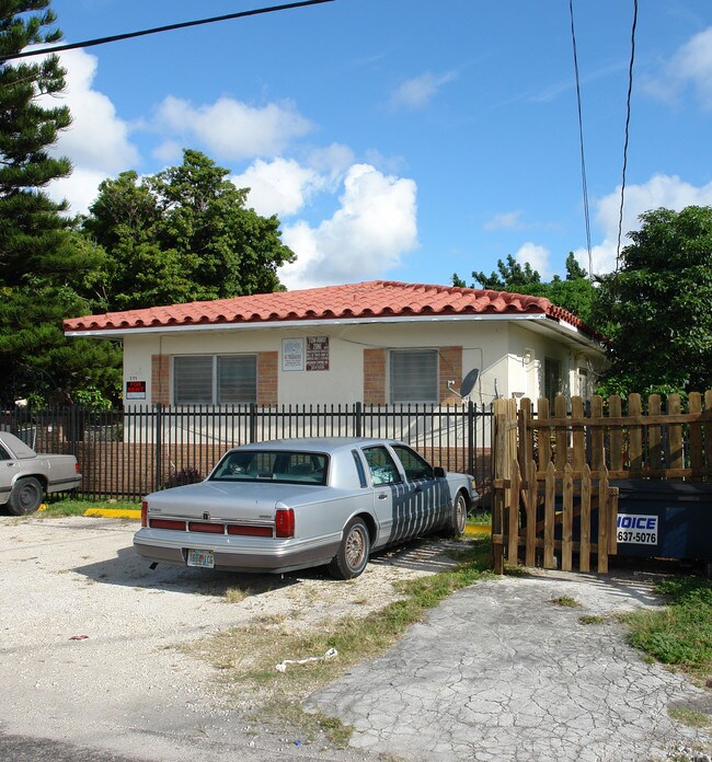 777 NE 85th St in Miami, FL - Foto de edificio - Building Photo