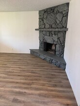 3905 Pam St in Eugene, OR - Building Photo - Building Photo