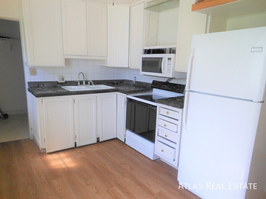 5560 Yuba Way in Denver, CO - Building Photo
