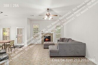 211 Aster Trail in San Antonio, TX - Foto de edificio - Building Photo